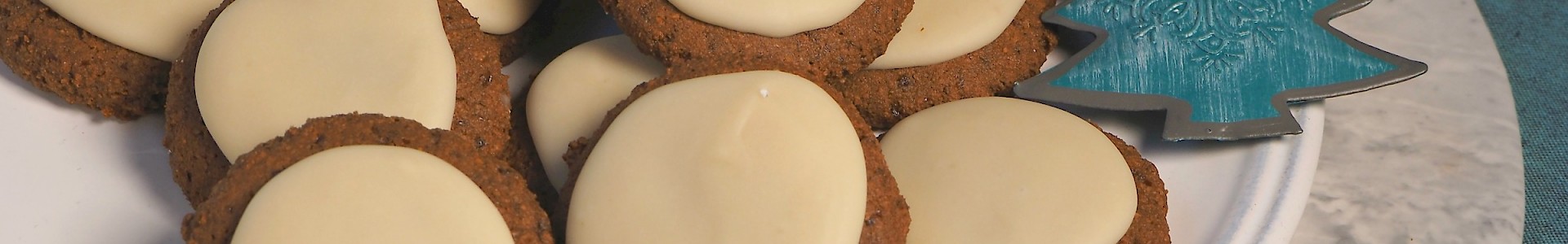 Gingerbread Cookies with White Chocolate Icing