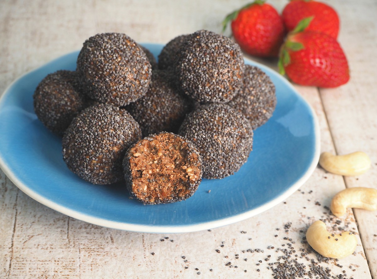 Choc-orange Poppy Seed Balls | Paleo | Gluten-free | The JOYful Table