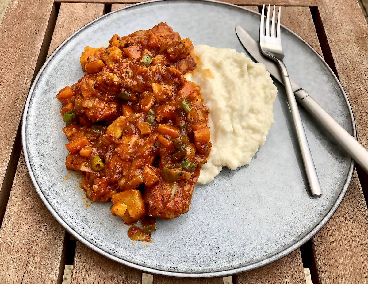 Smoked Paprika & Herbed Chicken | Paleo | Gluten-free | The JOYful Table