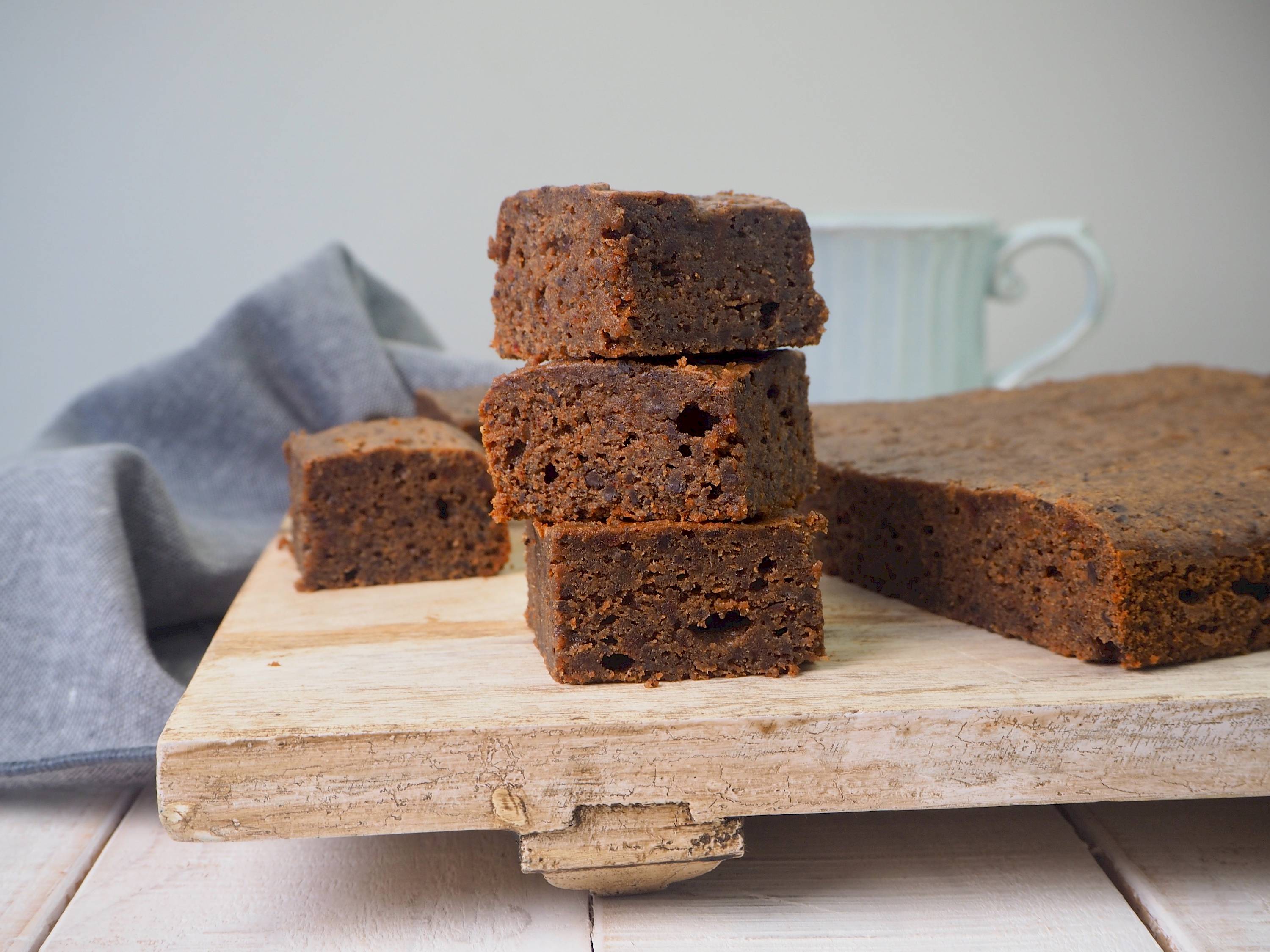 Chocolate & Date Brownies Paleo Glutenfree The JOYful Table